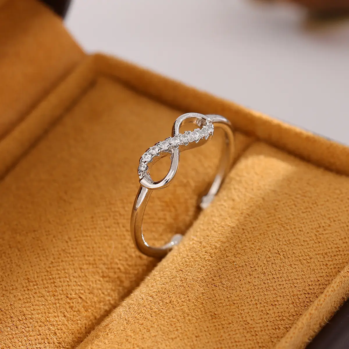 Women's Diamond Ring with 8-Character Personality Design - Image 3