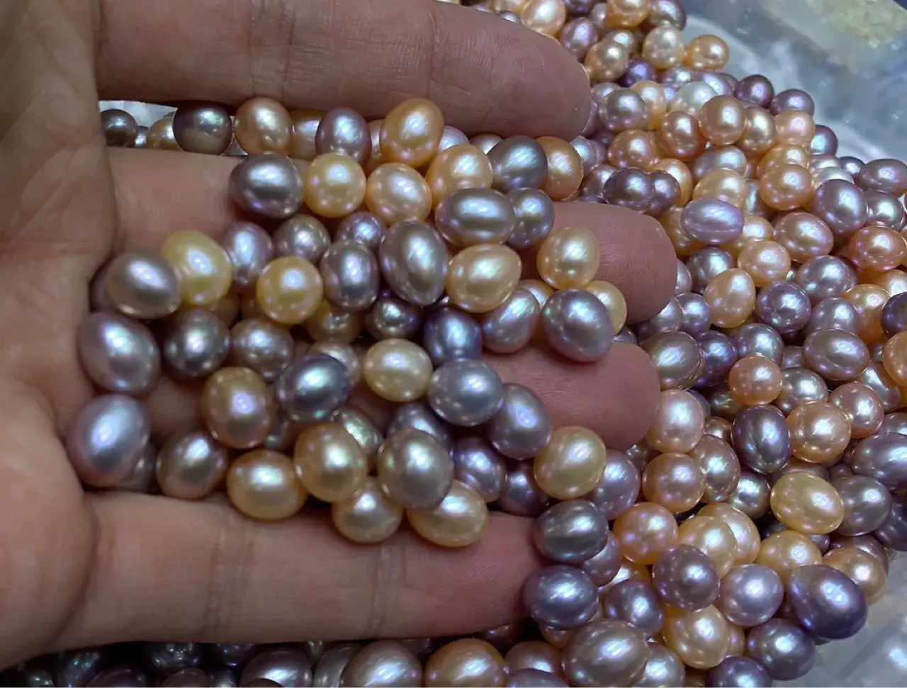 Freshwater Pearl Rice Beads 8-9mm Wholesale - Image 2