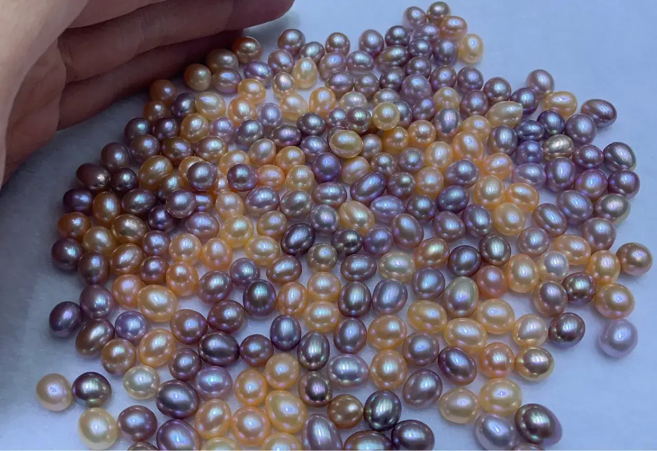 Freshwater Pearl Rice Beads 8-9mm Wholesale - Image 9
