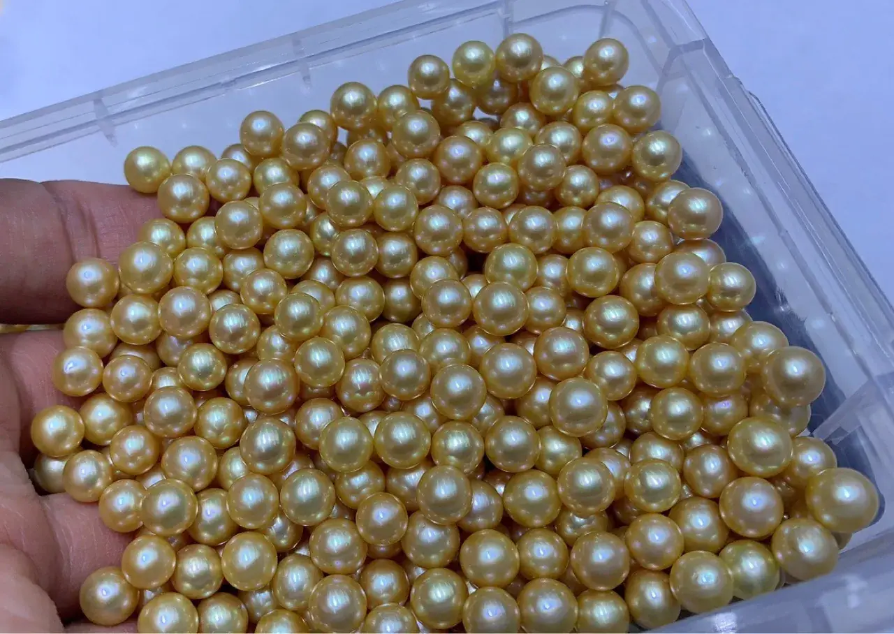 Golden Round Beads 8-9mm Wholesale Pearls - Image 3