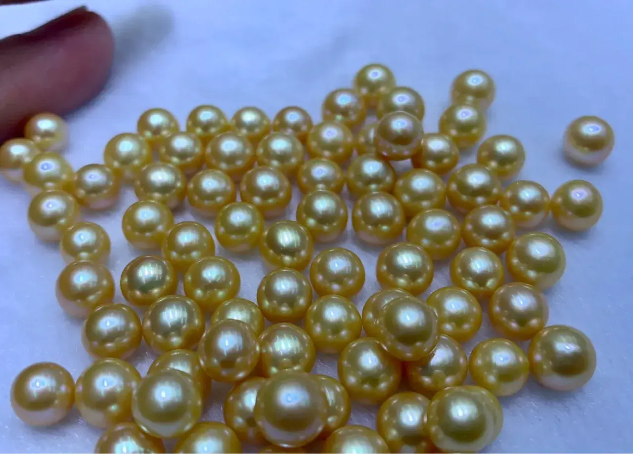 Golden Round Beads 8-9mm Wholesale Pearls - Image 4