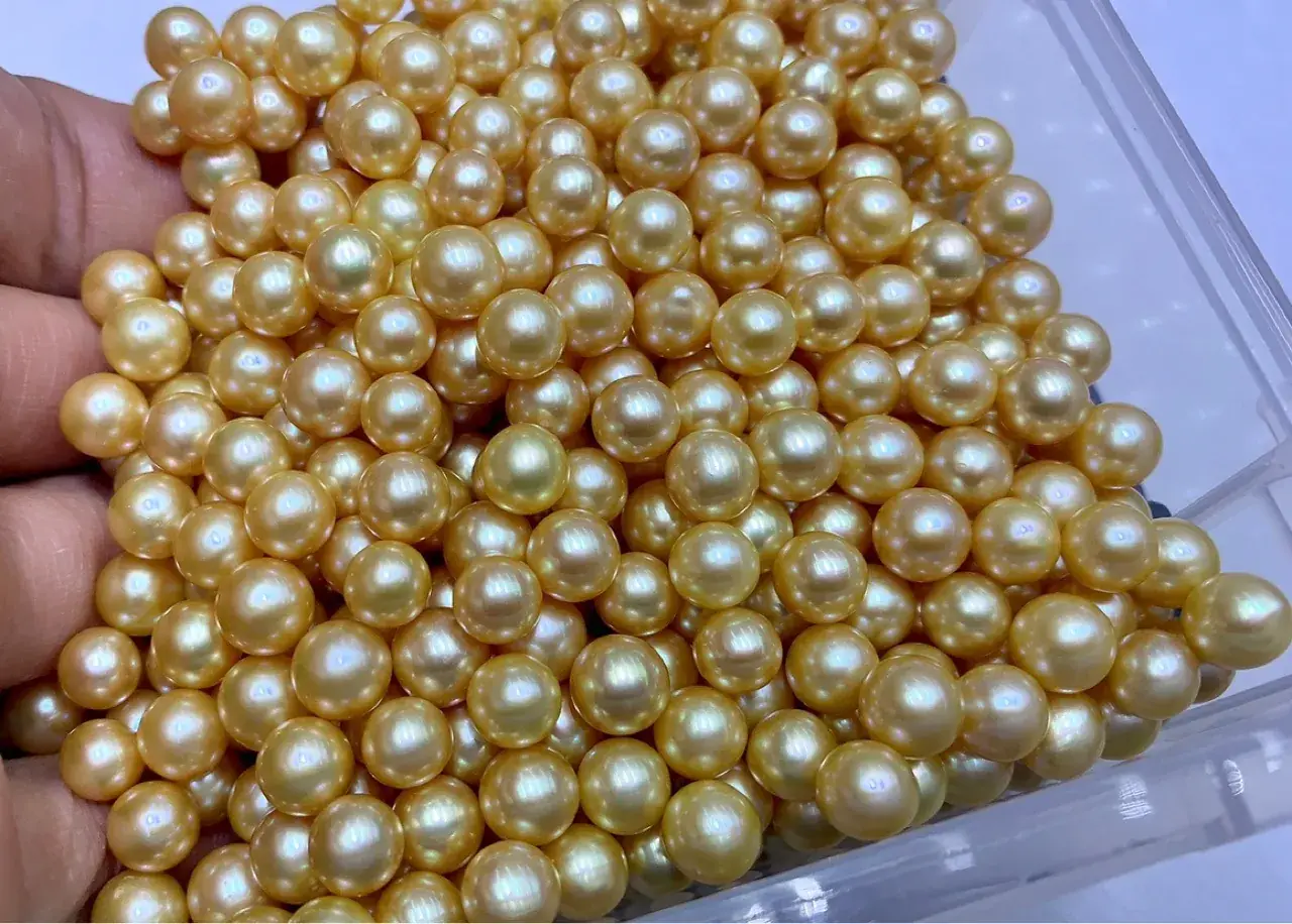Golden Round Beads 8-9mm Wholesale Pearls - Image 6