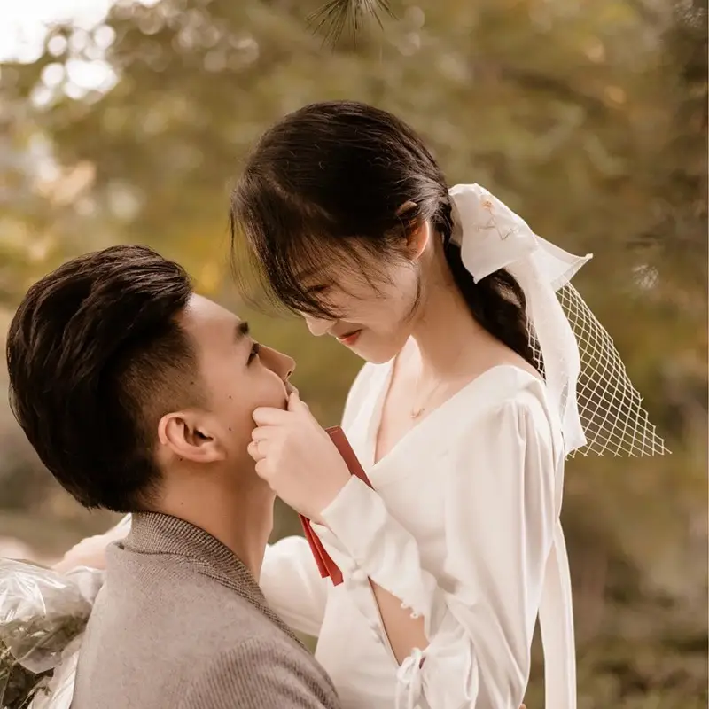 Korean Style Floral Pearl Bridal Hairband — feature 12