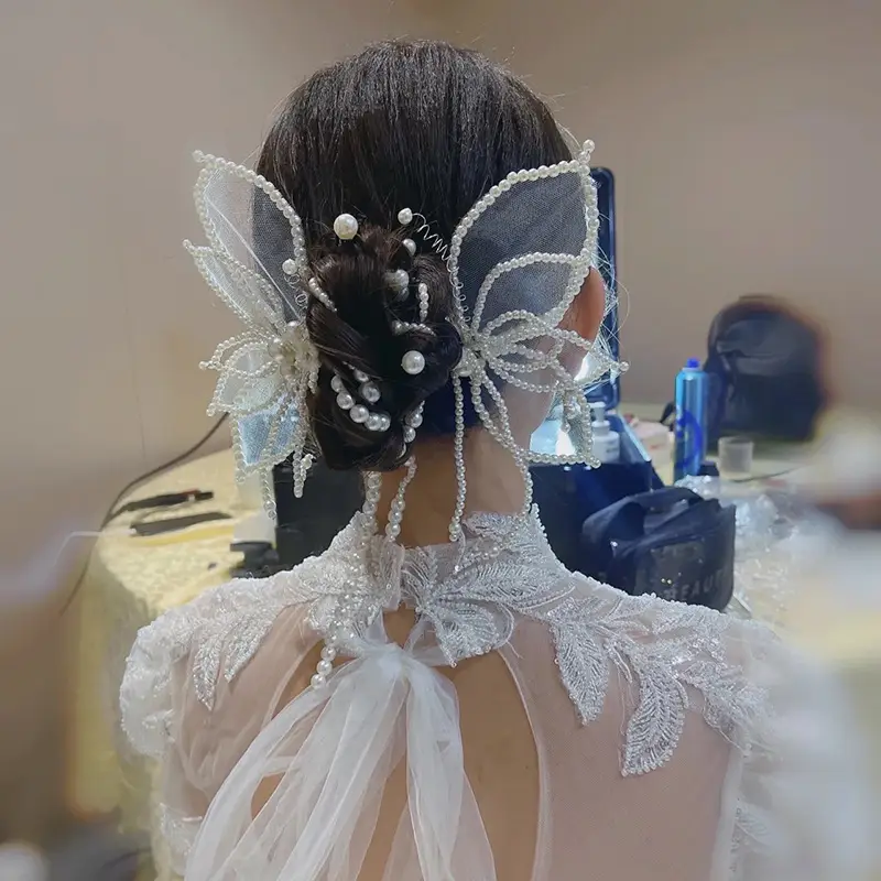 Korean Style Floral Pearl Bridal Hairband — feature 4