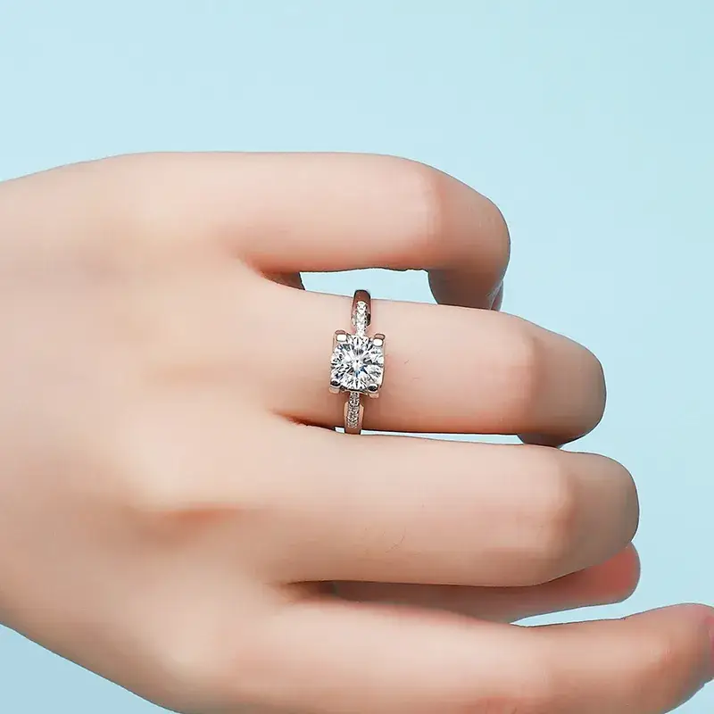 Moissanite Heart Ring S925 Silver Plated Platinum Gold Texture — feature 16