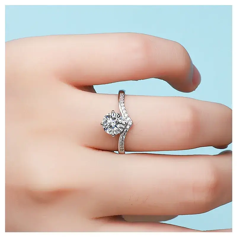 Moissanite Heart Ring S925 Silver Plated Platinum Gold Texture — feature 18