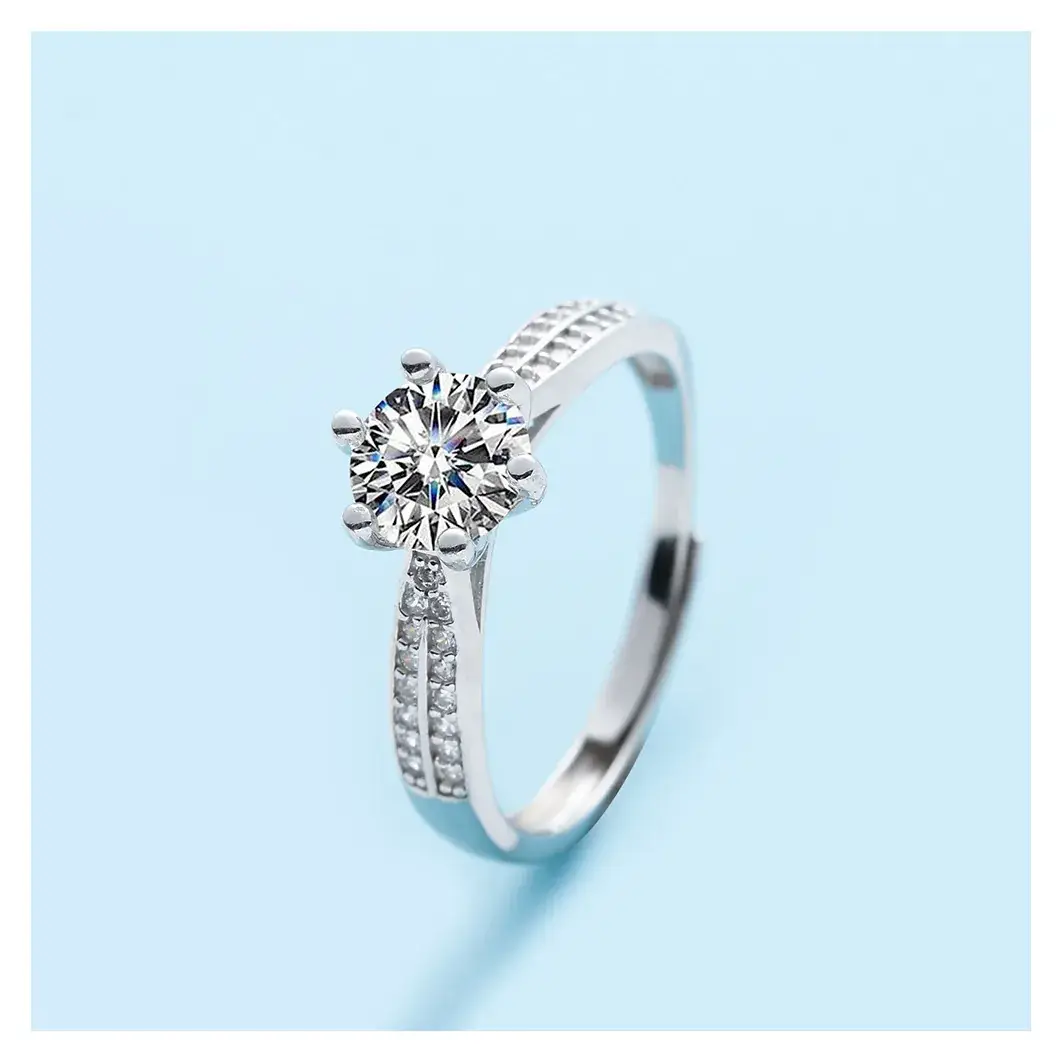 Moissanite Heart Ring S925 Silver Plated Platinum Gold Texture — feature 24