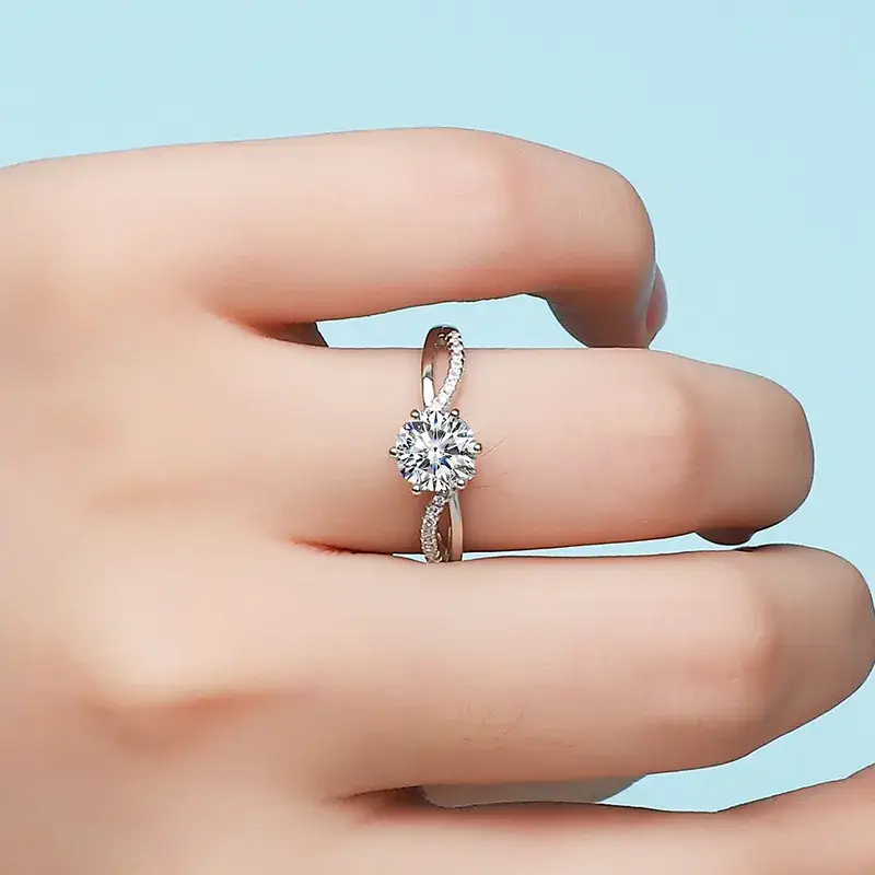 Moissanite Heart Ring S925 Silver Plated Platinum Gold Texture — feature 27