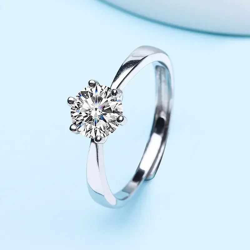 Moissanite Heart Ring S925 Silver Plated Platinum Gold Texture — feature 3