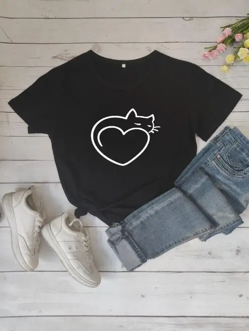Red Cat Heart T-Shirt for Men Women Streetwear - Image 2