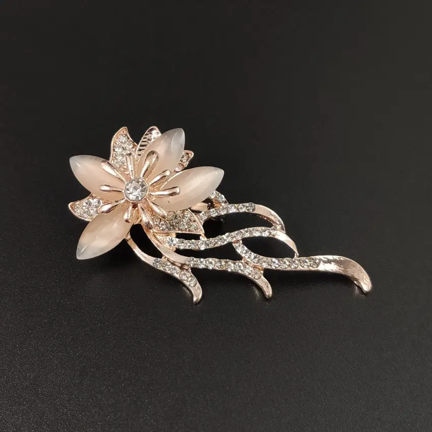 Japanese Floral Brooch for Women Wholesale - Image 3