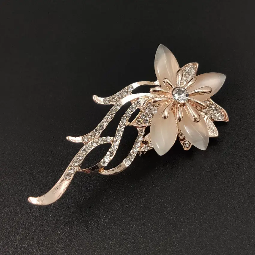 Japanese Floral Brooch for Women Wholesale - Image 4