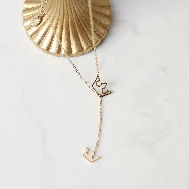 Elegant Crown Princess Y-Shaped Necklace for Women - Image 2
