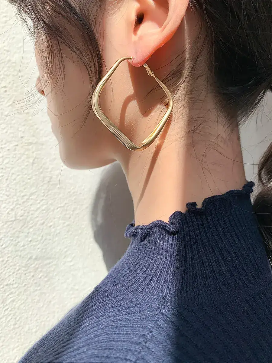 S925 Silver Needle Matte Gold Square Stud Earrings for Women - Image 3