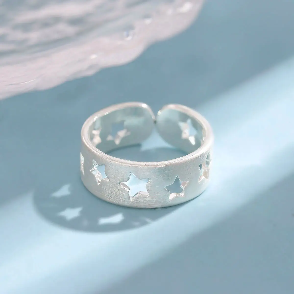 Women Star Hollowed Ring White Gold Wholesale - Image 3