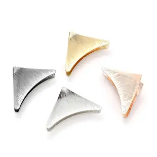 European & American Cross-Country Hair Clip with Geometric Design — feature 1
