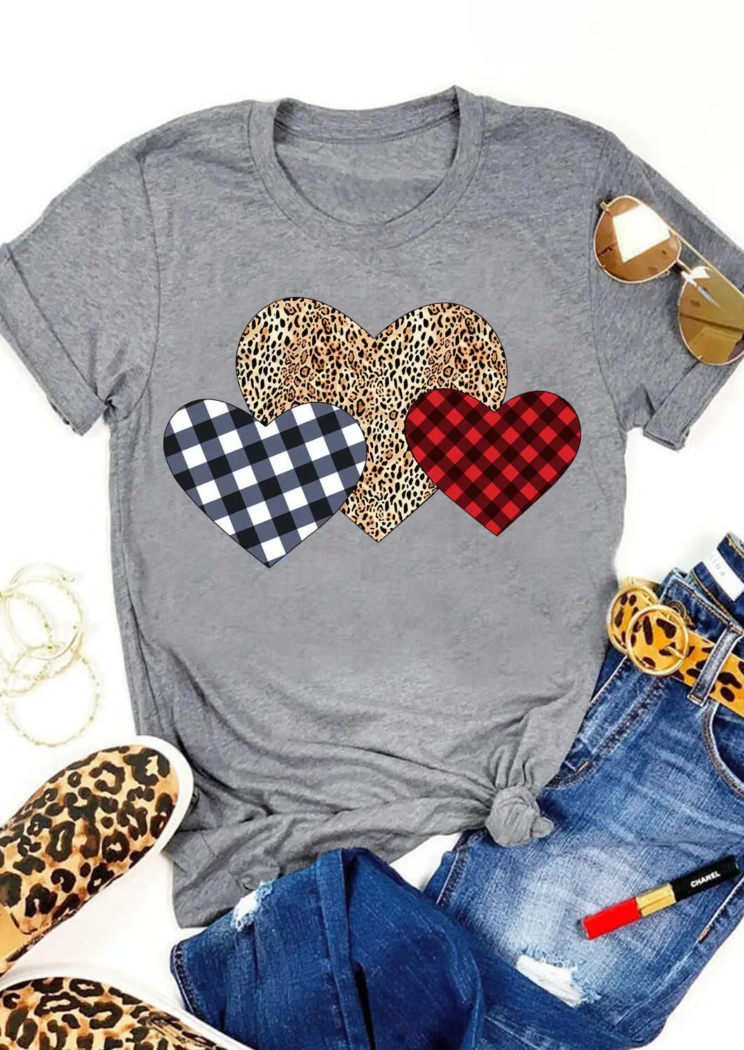 White Heart Print Short Sleeve T-Shirt with Denim Shorts - Image 3