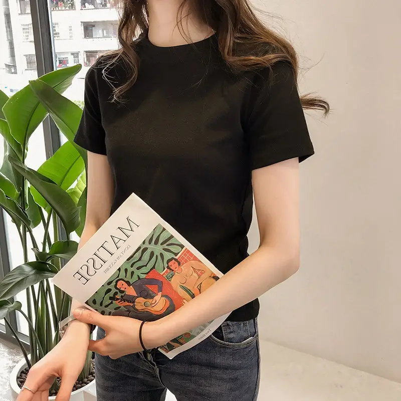 Black solid color
