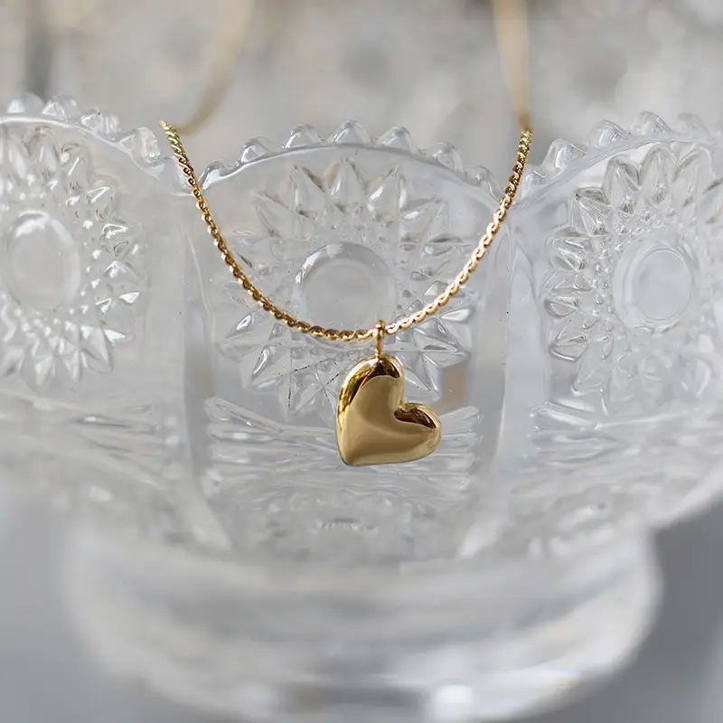 Love Heart Japanese Student Necklace Gold Titanium Steel Plated 18K - Image 2