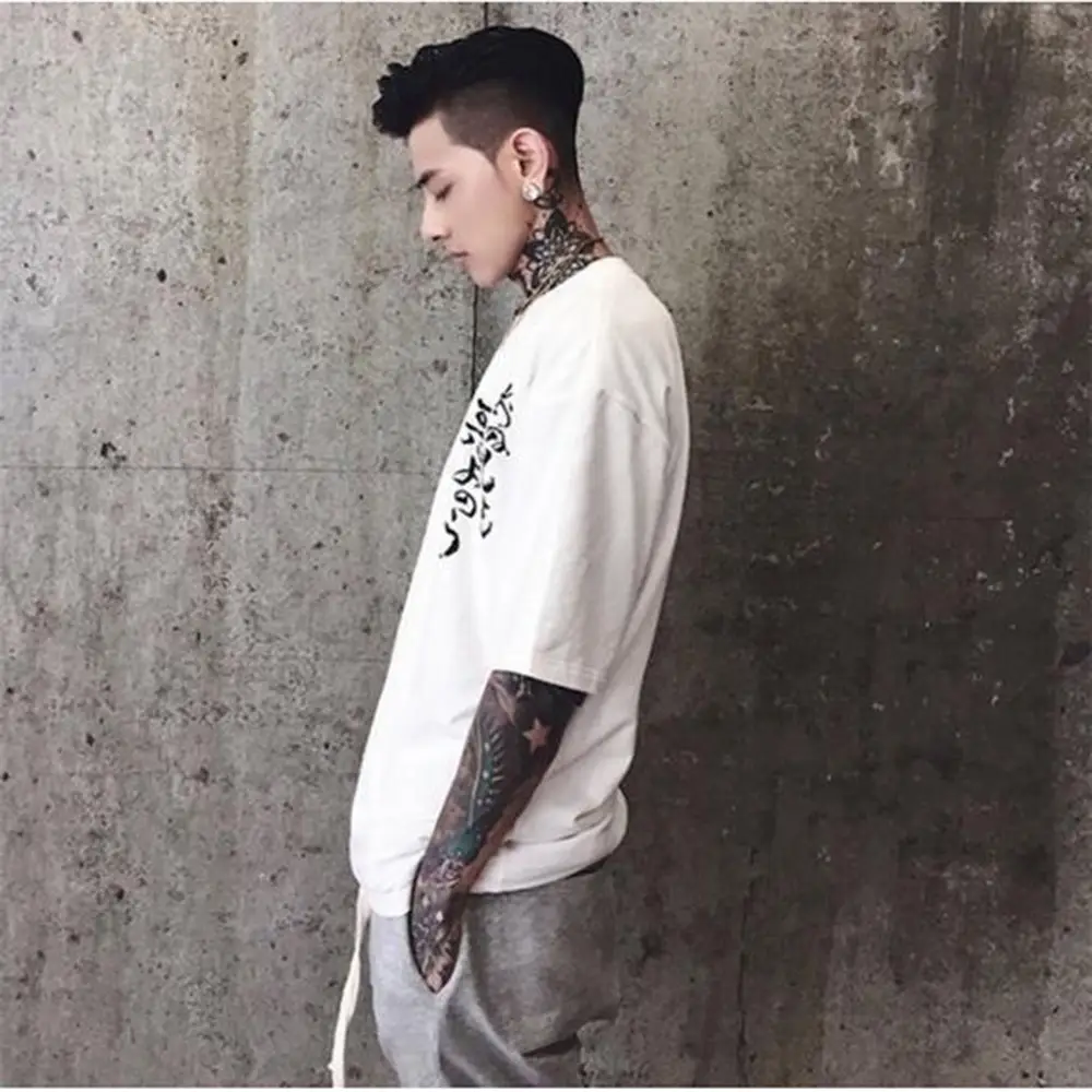 Men White Short Sleeve T-Shirt with Japanese Text Back - Image 3