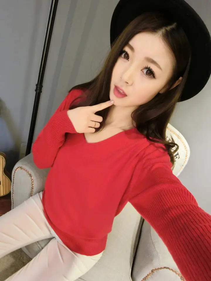 Women's Black Knitted Big V Neck Pullover Sweater — feature 4