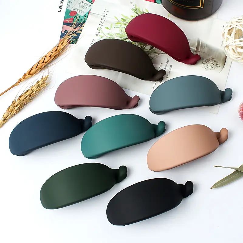 Gray Hair Clip for Women's Hair Styling - Image 17