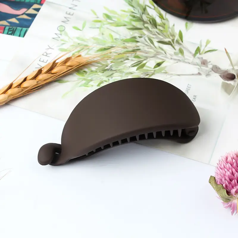 Gray Hair Clip for Women's Hair Styling - Image 6