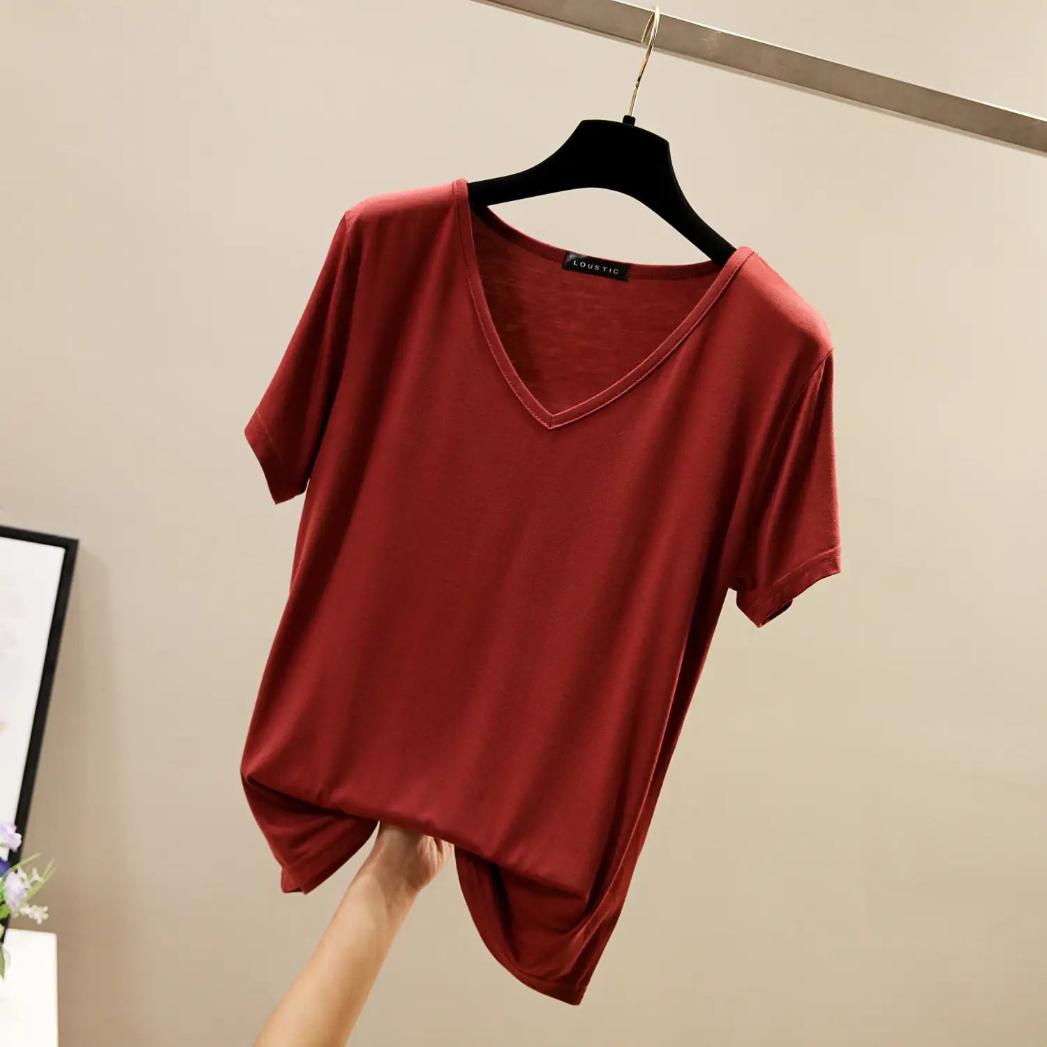 Black V-Neck Loose T-Shirt for Women Plus Size - Image 2
