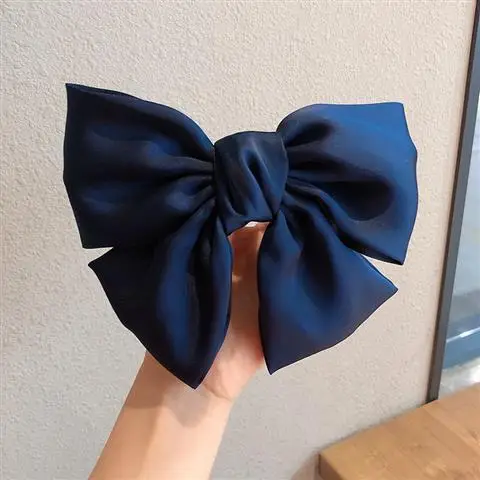 Red Oversized Bow Hairpin for Girls - Image 4