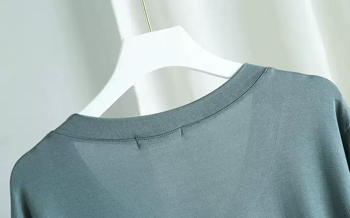 Women's Gray V-Neck Modal T-Shirt Large — feature 25