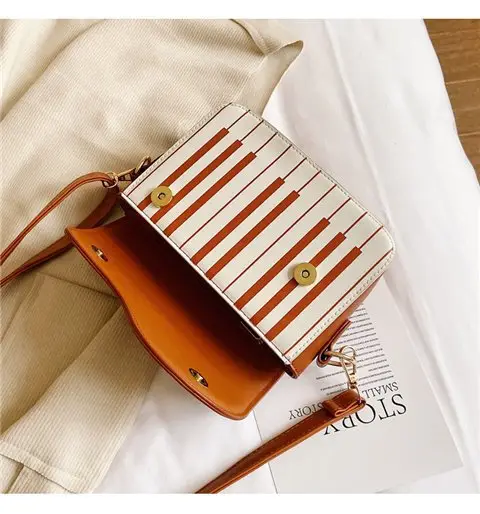 Piano Key Design Women's Shoulder Bag Brown White — feature 10