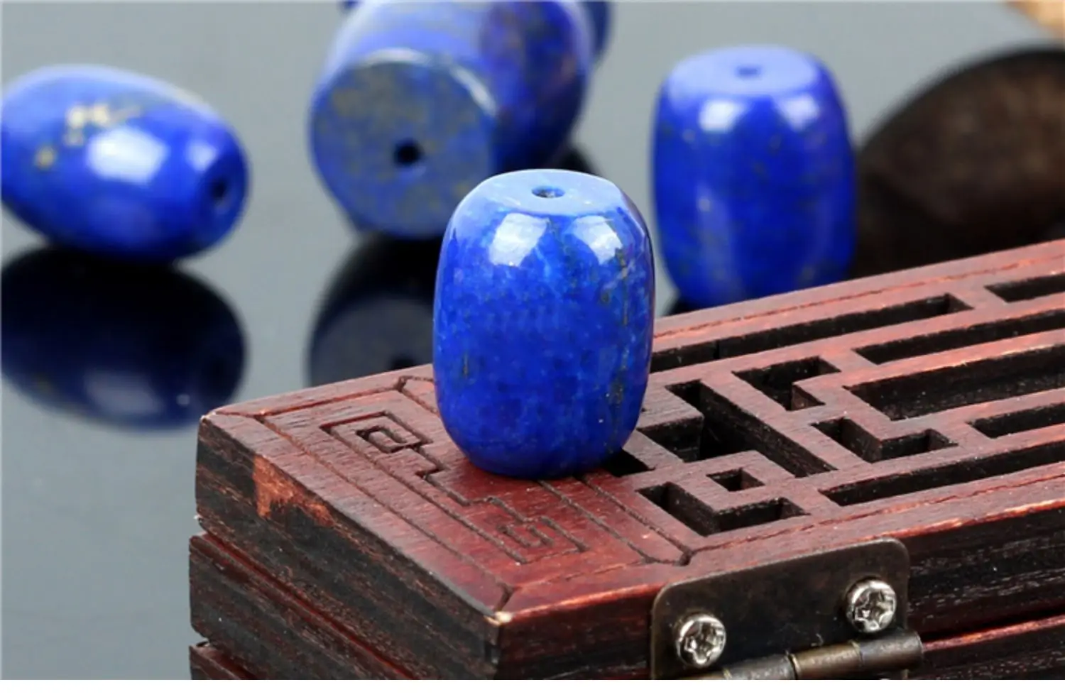 Raw Blue Lapis Lazule Bucket Beads Set — feature 4