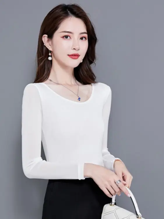 Elegant Women's White Long Sleeve T-Shirt with Glitter Silk Detail - Image 9