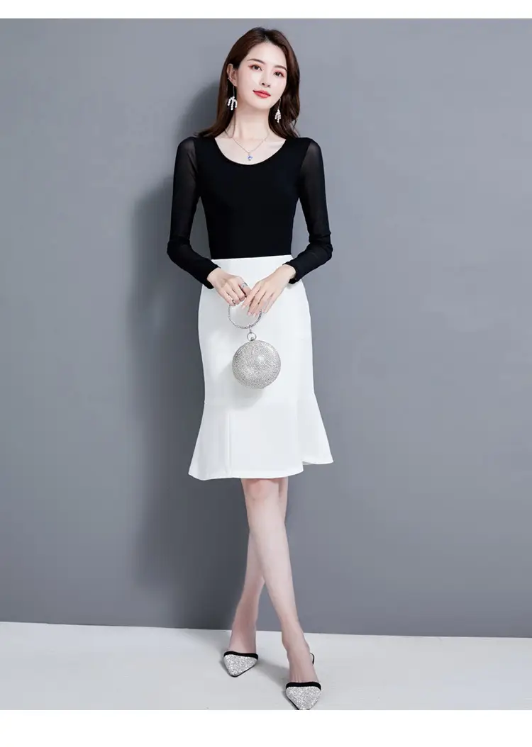Elegant Women's White Long Sleeve T-Shirt with Glitter Silk Detail — feature 15