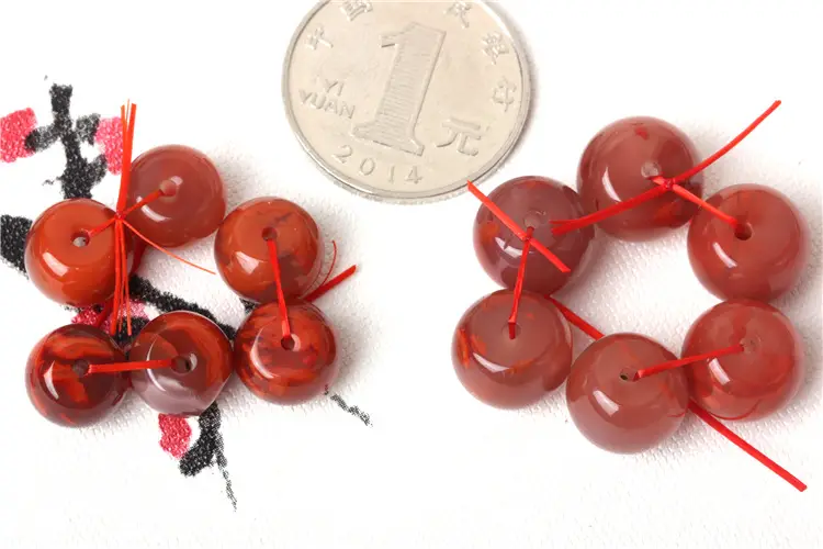 Raw South Red Agate Scattered Beads Drum Beads Round — feature 13