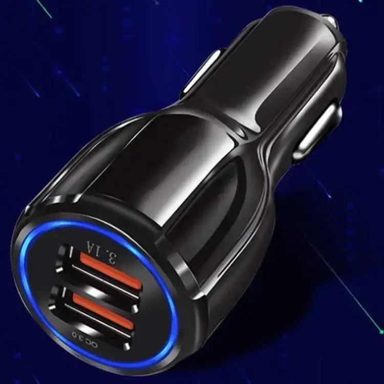 Universal 5V 2.4A Car Charger with 3 USB Ports - Image 2