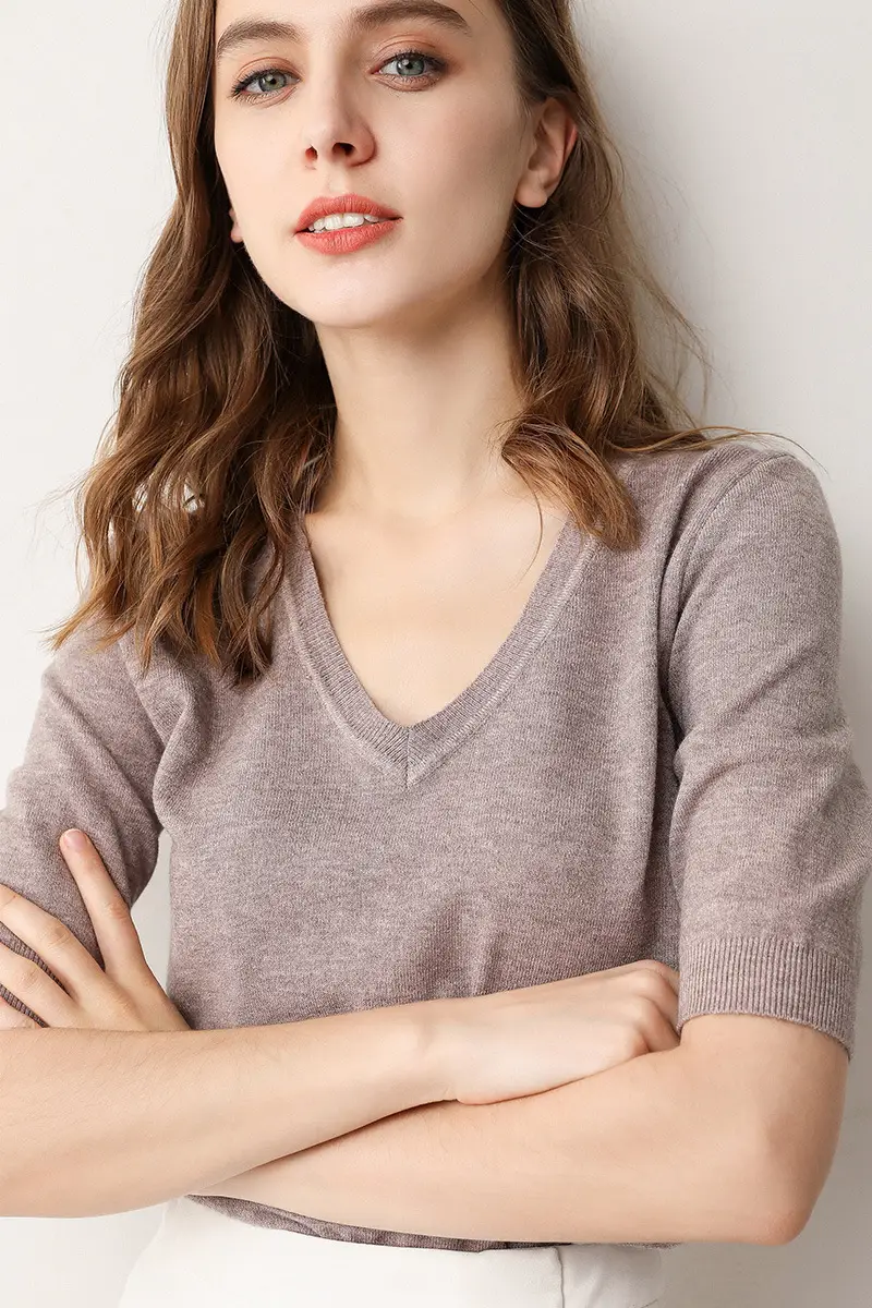 Women Knitted V-Neck Half Sleeve Top White
