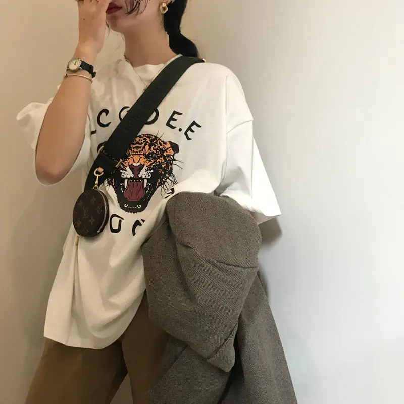 Korean Style Women Black Graphic T-Shirt Round Neck Loose - Image 4