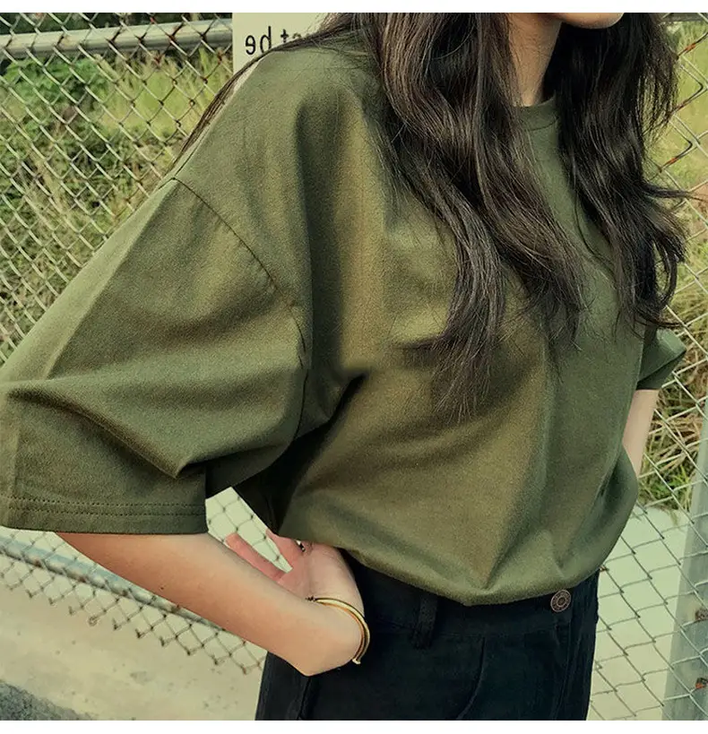 2025 Summer Women's Green Embroidered T-Shirt — feature 3