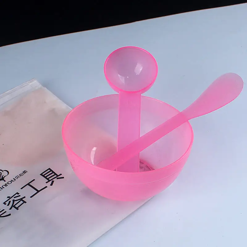 3-Piece Pink Plastic Mask Set for DIY Beauty - Image 2