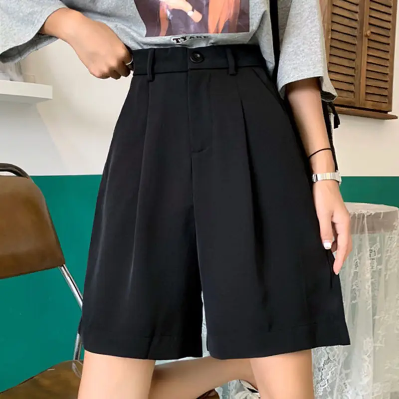 Black Loose Slimming Shorts for Women 2025 - Image 2