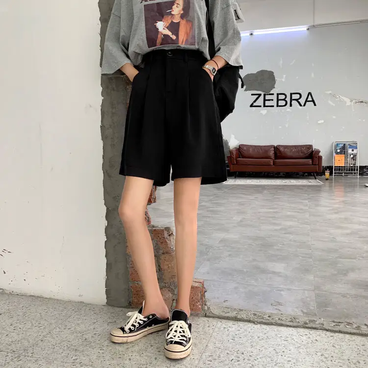 Black Loose Slimming Shorts for Women 2025 — feature 11