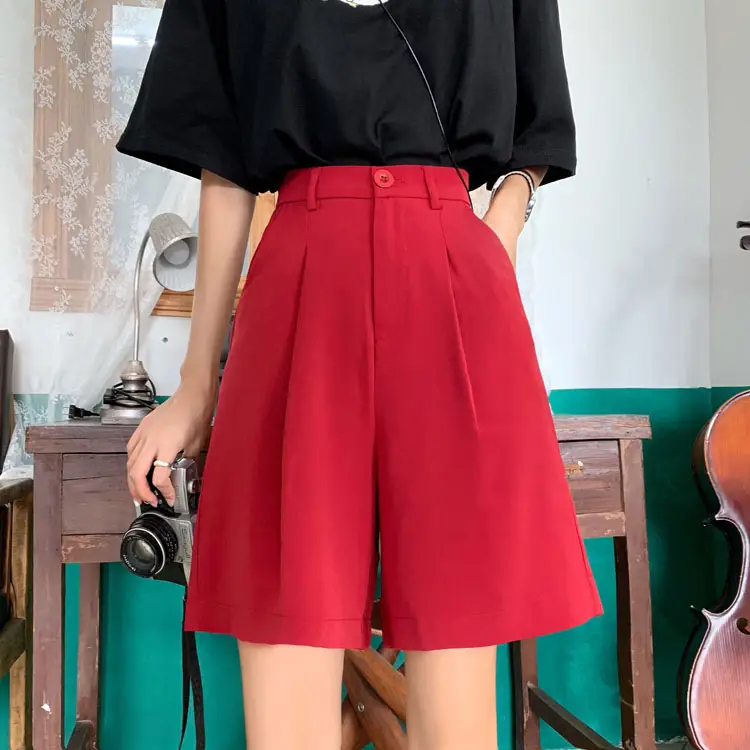 Black Loose Slimming Shorts for Women 2025 — feature 13