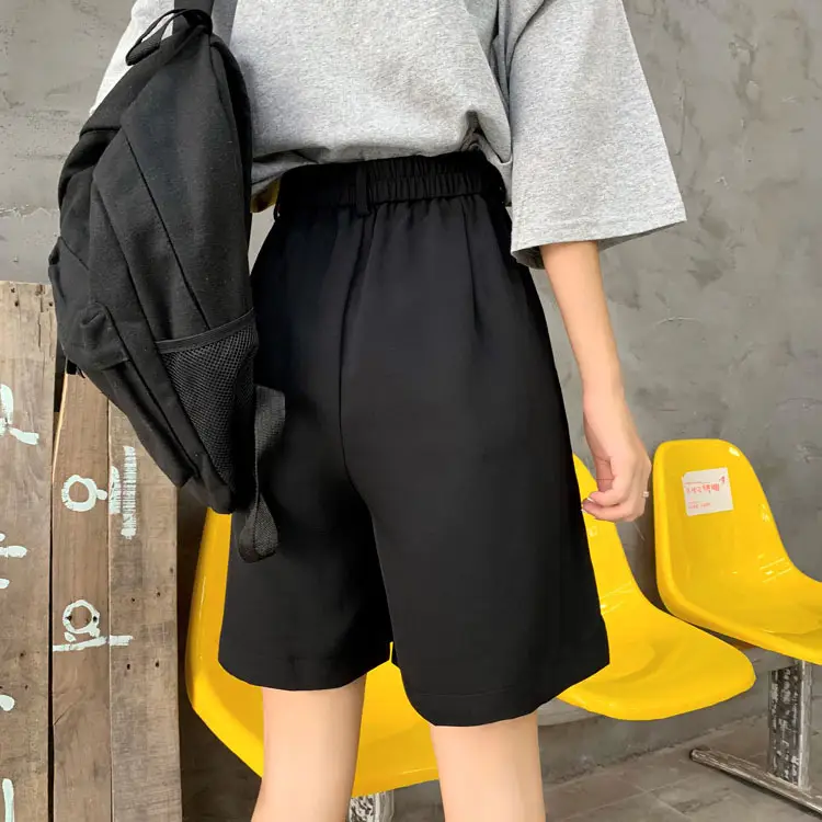 Black Loose Slimming Shorts for Women 2025 — feature 7