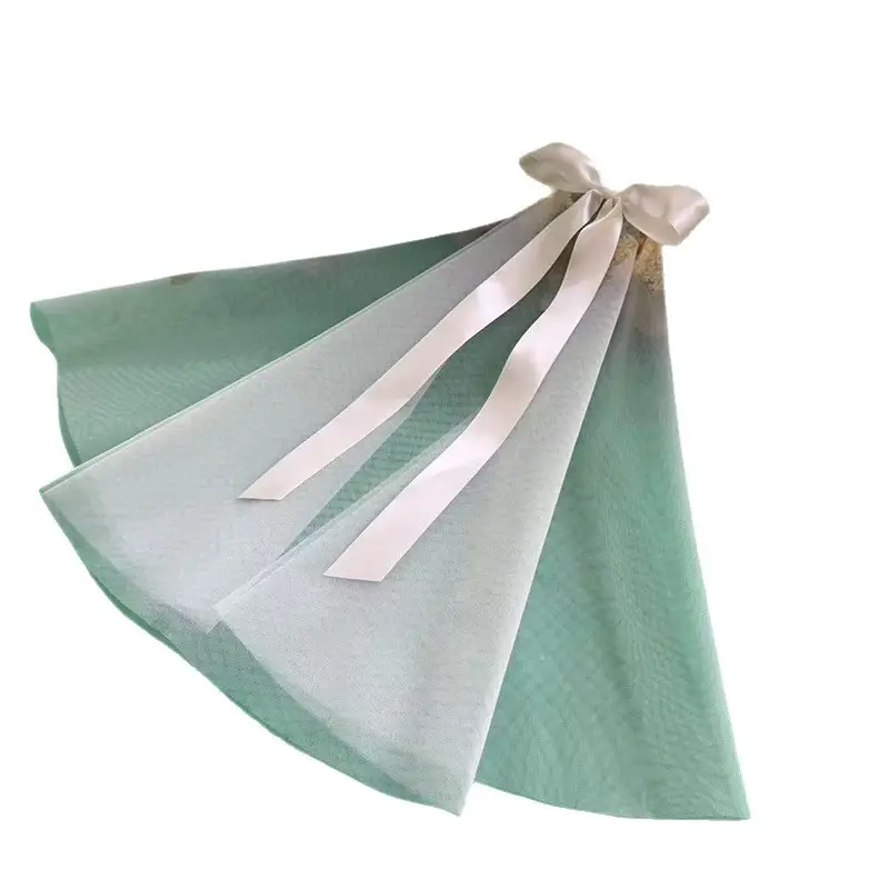 White Travel Bow Veil for Bridal Wear - Image 7