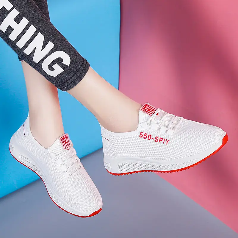 Spring and Autumn Women's White Shoes, Trendy and Versatile Casual Sports Shoes, Breathable Old Beijing Cloth Shoes Wholesale, Breathable and Comfortable