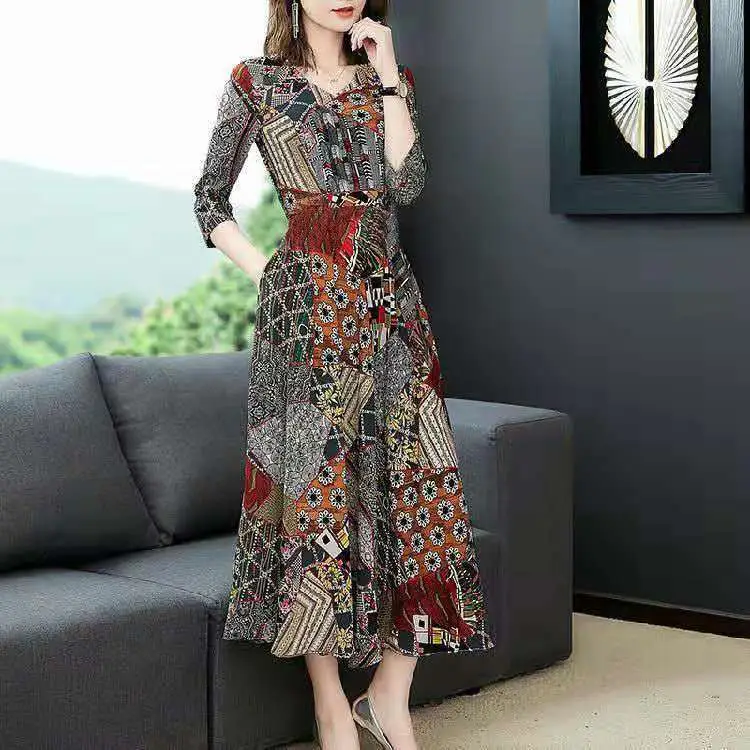 Long Sleeve Korean Print Dress Large Size — feature 2