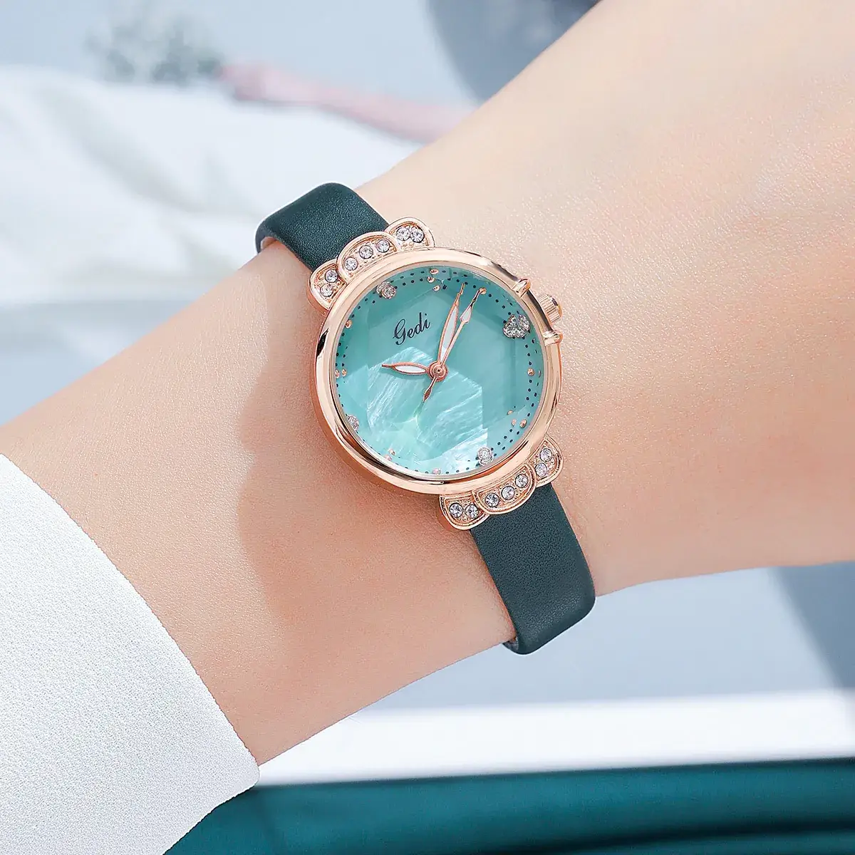 Women's Diamond-Encrusted Wristwatch with Black Strap - Image 8