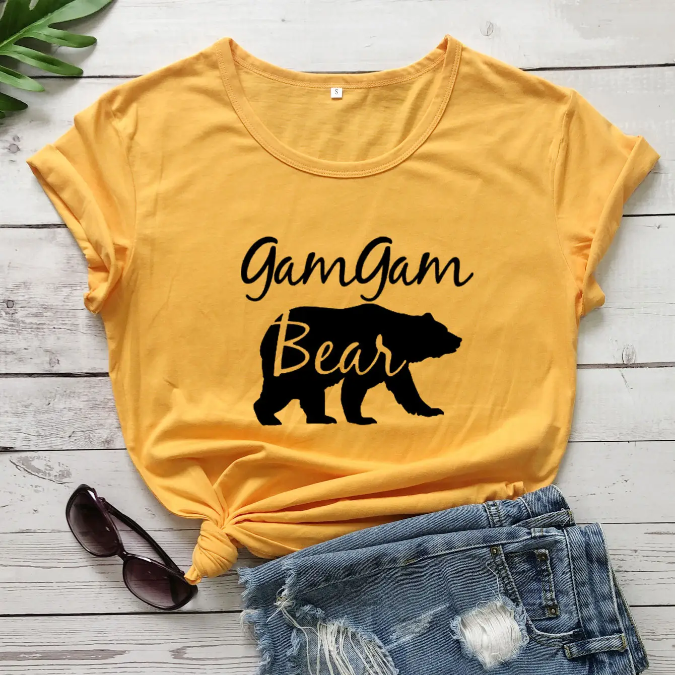 Gam Gam Bear Graphic Pink T-Shirt Short Sleeve - Image 3