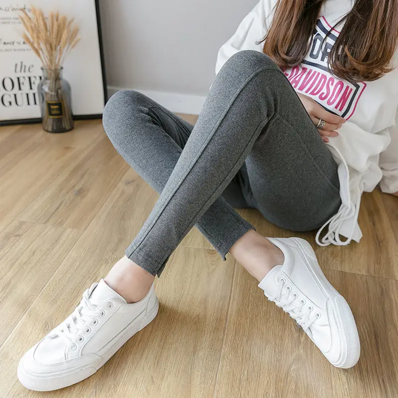 2023 Pregnant Women's Grey Leggings with Harley Icon — feature 14